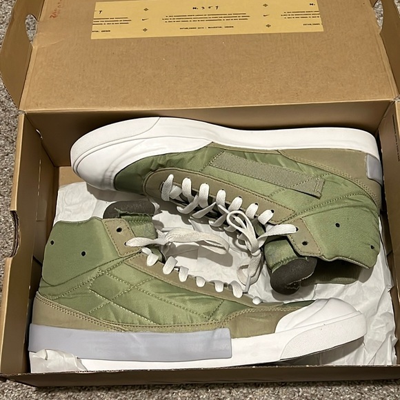 Nike Drop Type Mid Dusty Olive - Picture 2 of 7